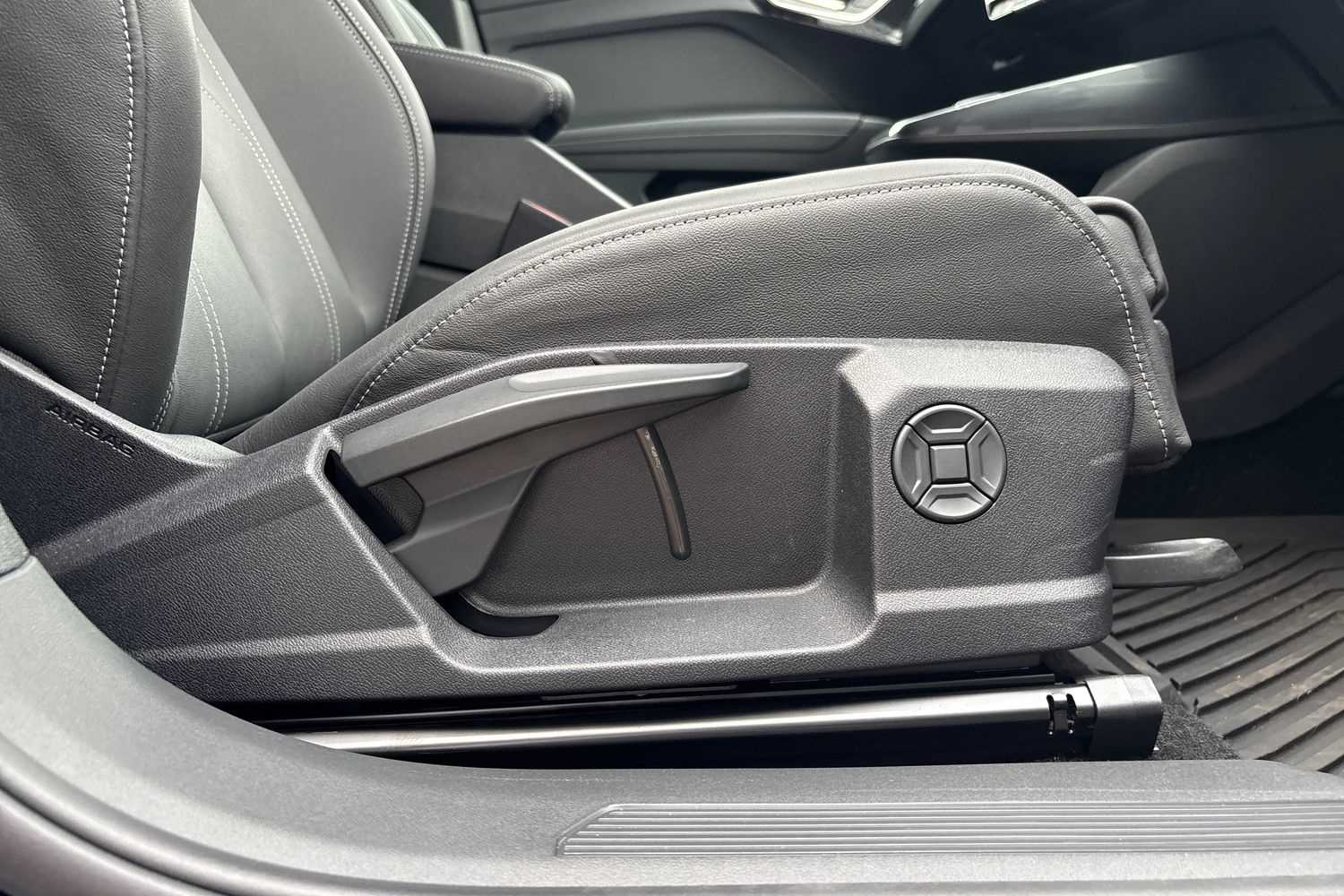 Used Audi Q4 e-tron 2025 for sale - 76113411: Photo 23