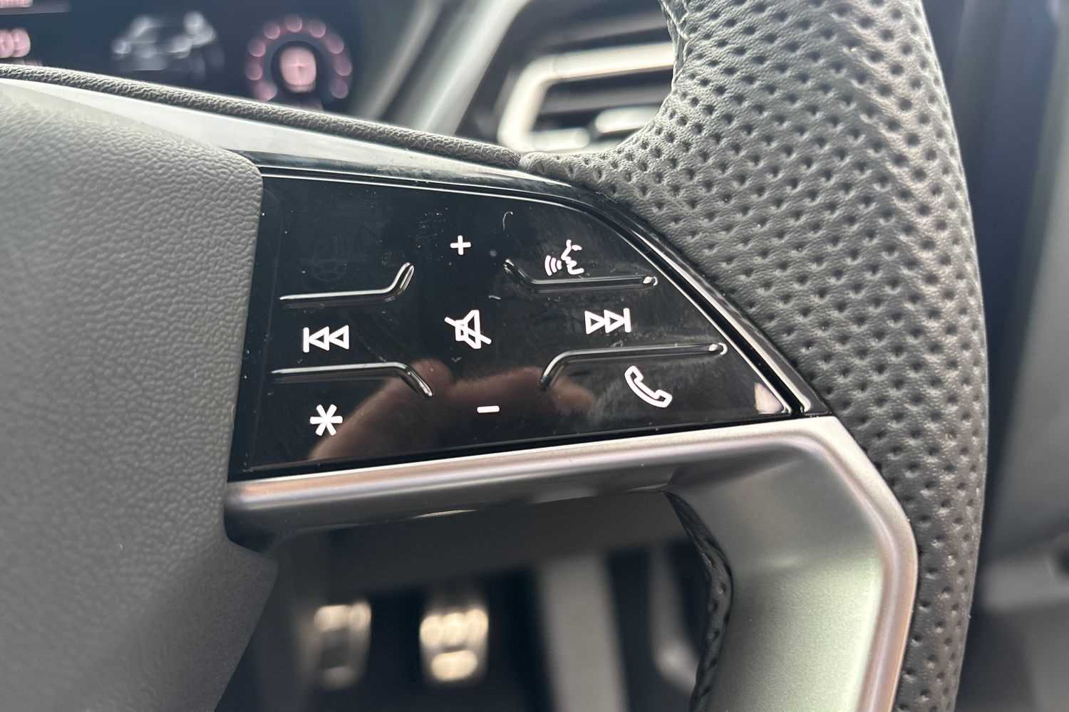 Used Audi Q4 e-tron 2025 for sale - 76113411: Photo 31