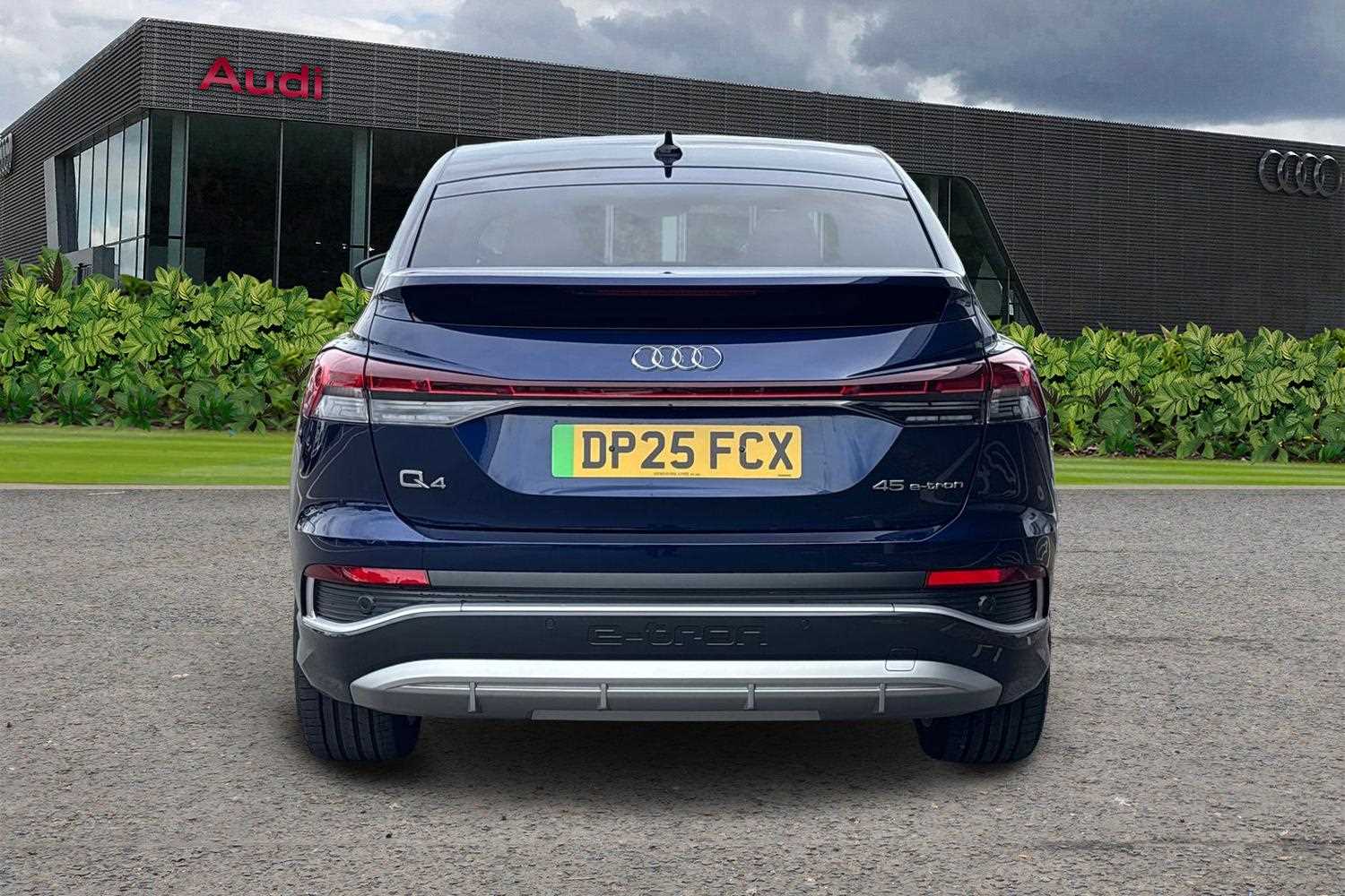 Used Audi Q4 e-tron 2025 for sale - 76113411: Photo 8