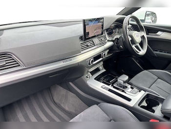 Used Audi Q5 2021 for sale - 76125986: Photo