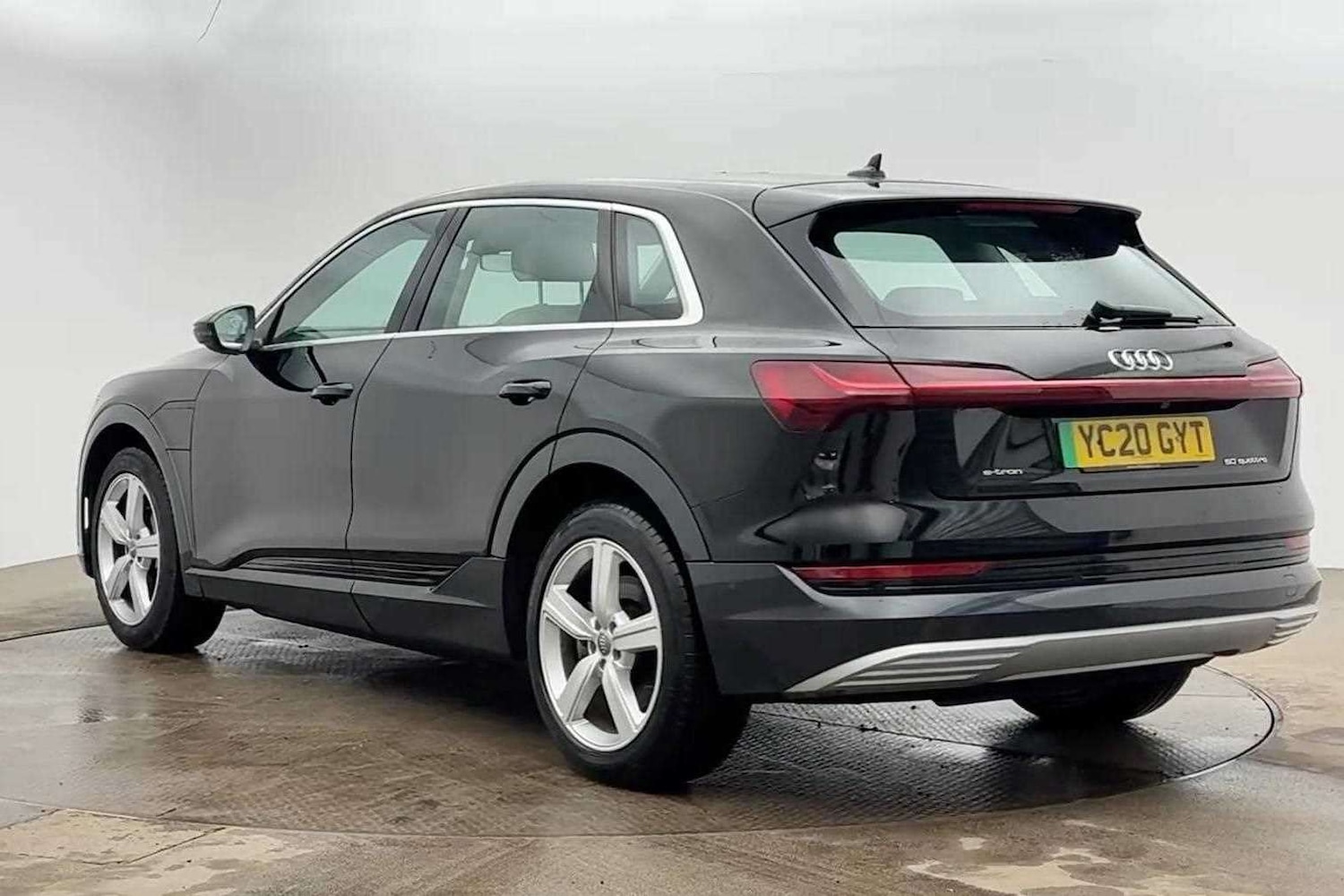 Used Audi e-tron 2020 for sale - 77786936: Photo 3
