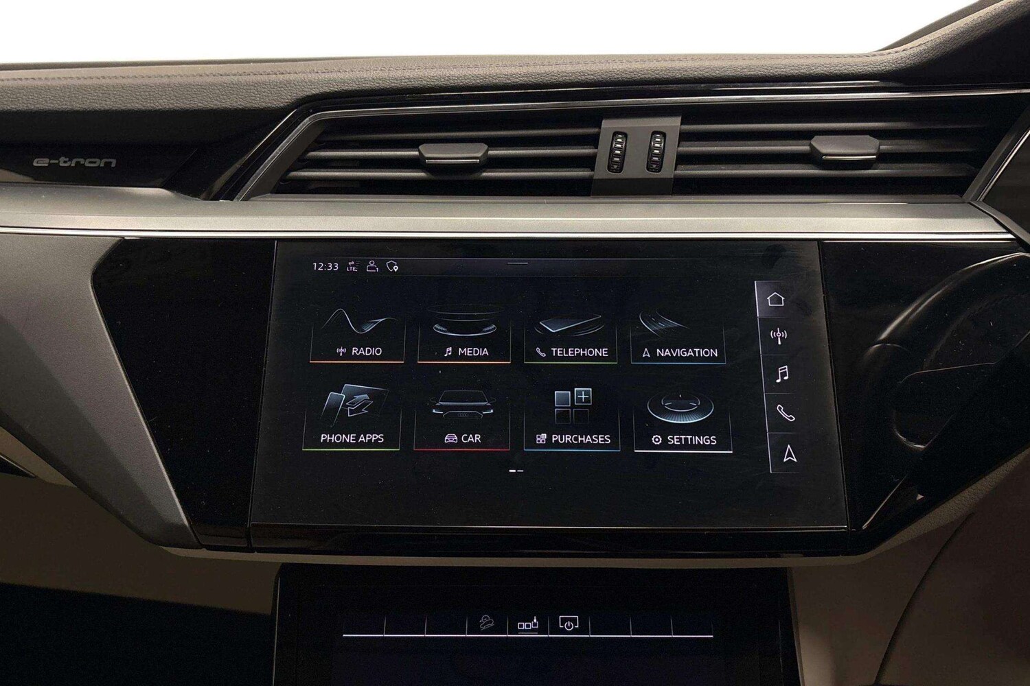 Used Audi e-tron 2020 for sale - 77786936: Photo 8