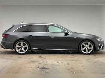 Used Audi A4 2021 for sale - 79270993: Photo
