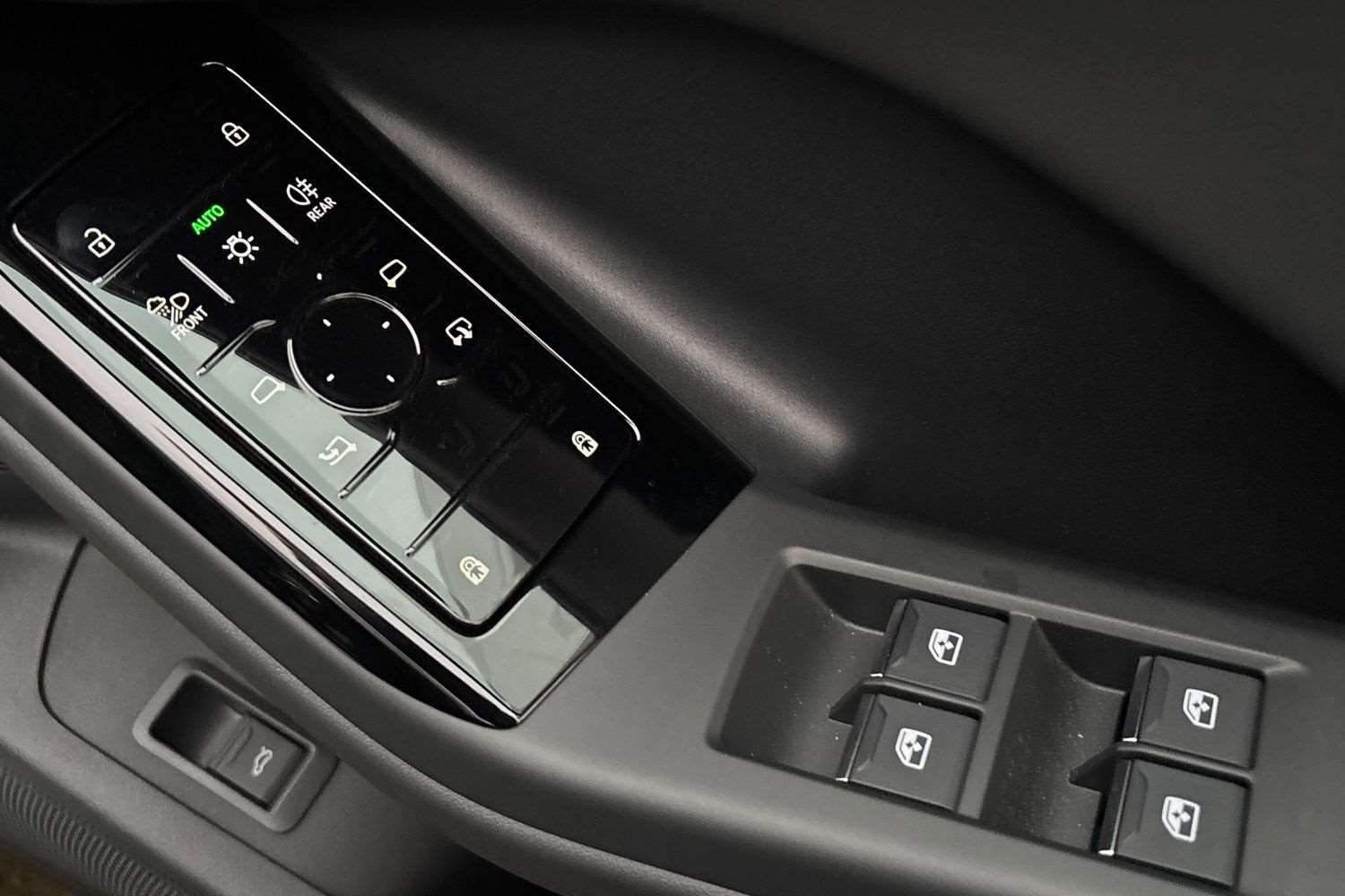 Used Audi Q6 e-tron 2025 for sale - 78010494: Photo 14