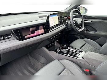 Used Audi Q6 e-tron 2025 for sale - 77361464: Photo