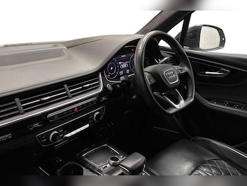 Used Audi Q7 2018 for sale - 75993855: Photo 2