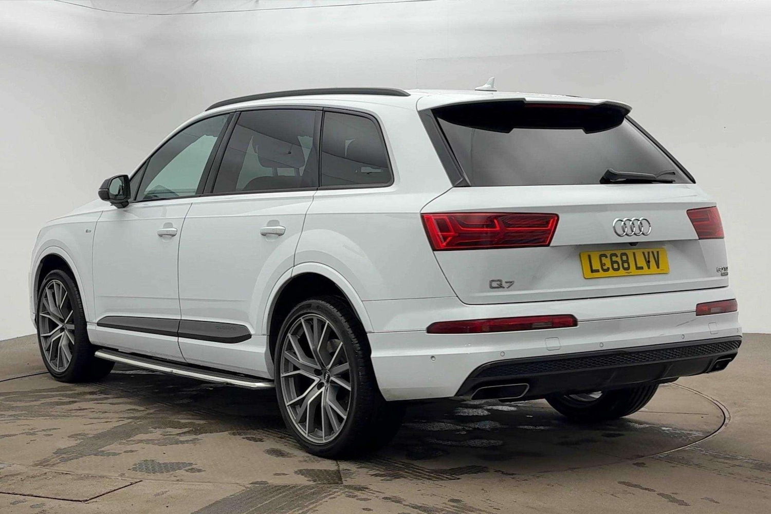 Used Audi Q7 2018 for sale - 75993855: Photo 3