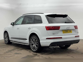 Used Audi Q7 2018 for sale - 75993855: Photo 3
