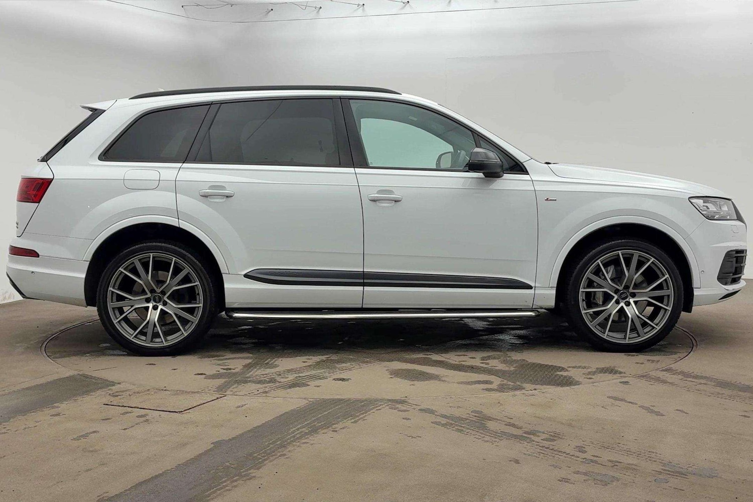 Used Audi Q7 2018 for sale - 75993855: Photo 4