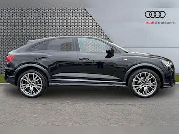Used Audi Q3 2025 for sale - 76249099: Photo