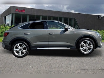 Used Audi Q3 2022 for sale - 75461059: Photo