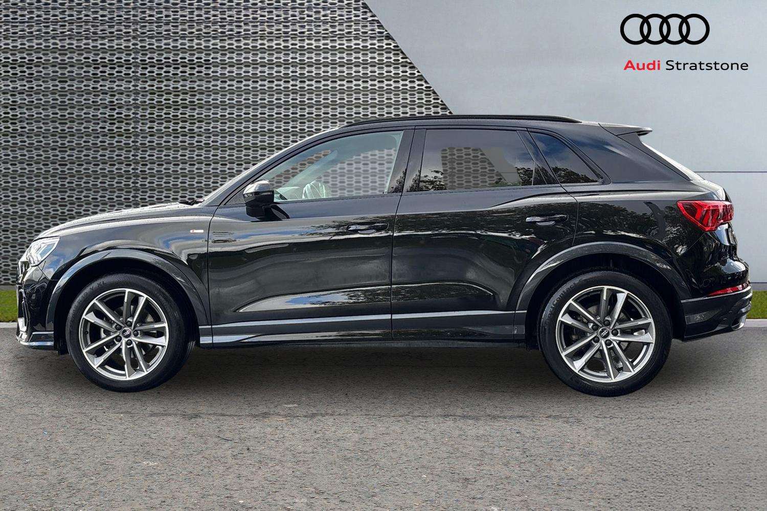 Used Audi Q3 2022 for sale - 76316128: Photo 8
