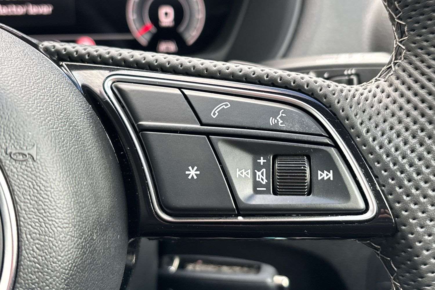 Used Audi Q2 2025 for sale - 76774132: Photo 18