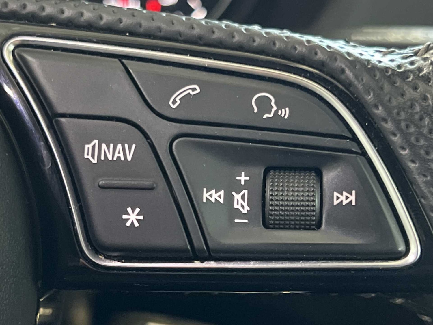 Used Audi Q2 2019 for sale - 76141895: Photo 32