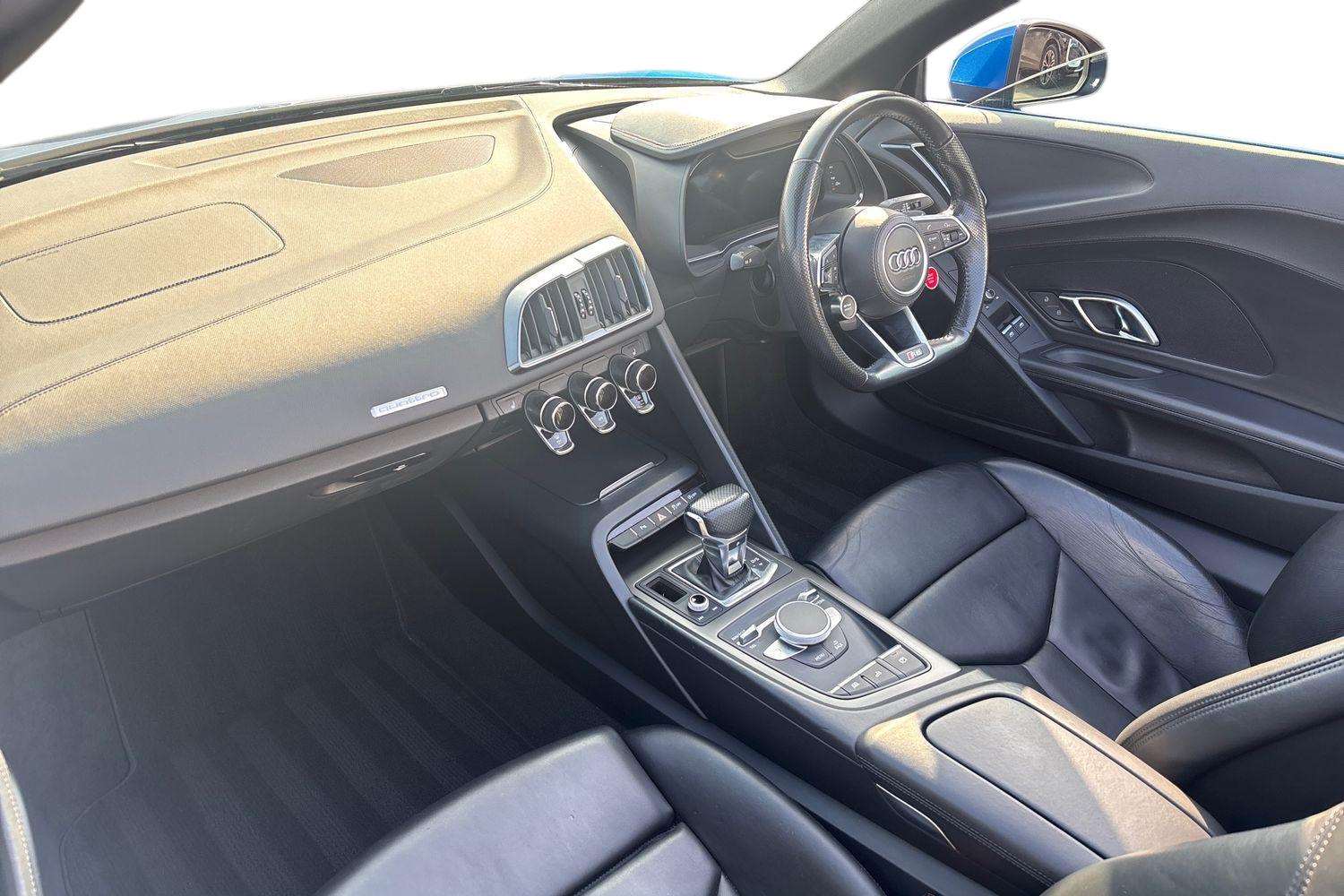 Used Audi R8 2017 for sale - 77661303: Photo 2