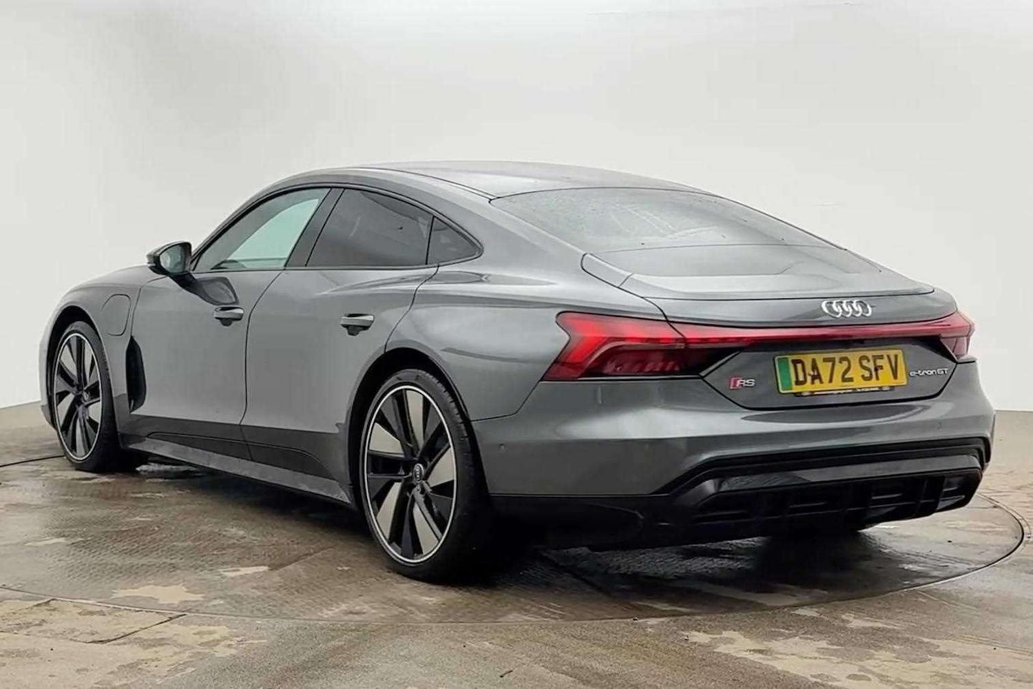 Used Audi RS e-tron GT 2022 for sale - 77913648: Photo 3