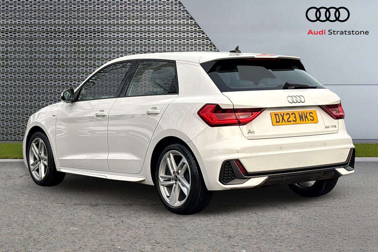 Used Audi A1 2023 for sale - 76761074: Photo 3