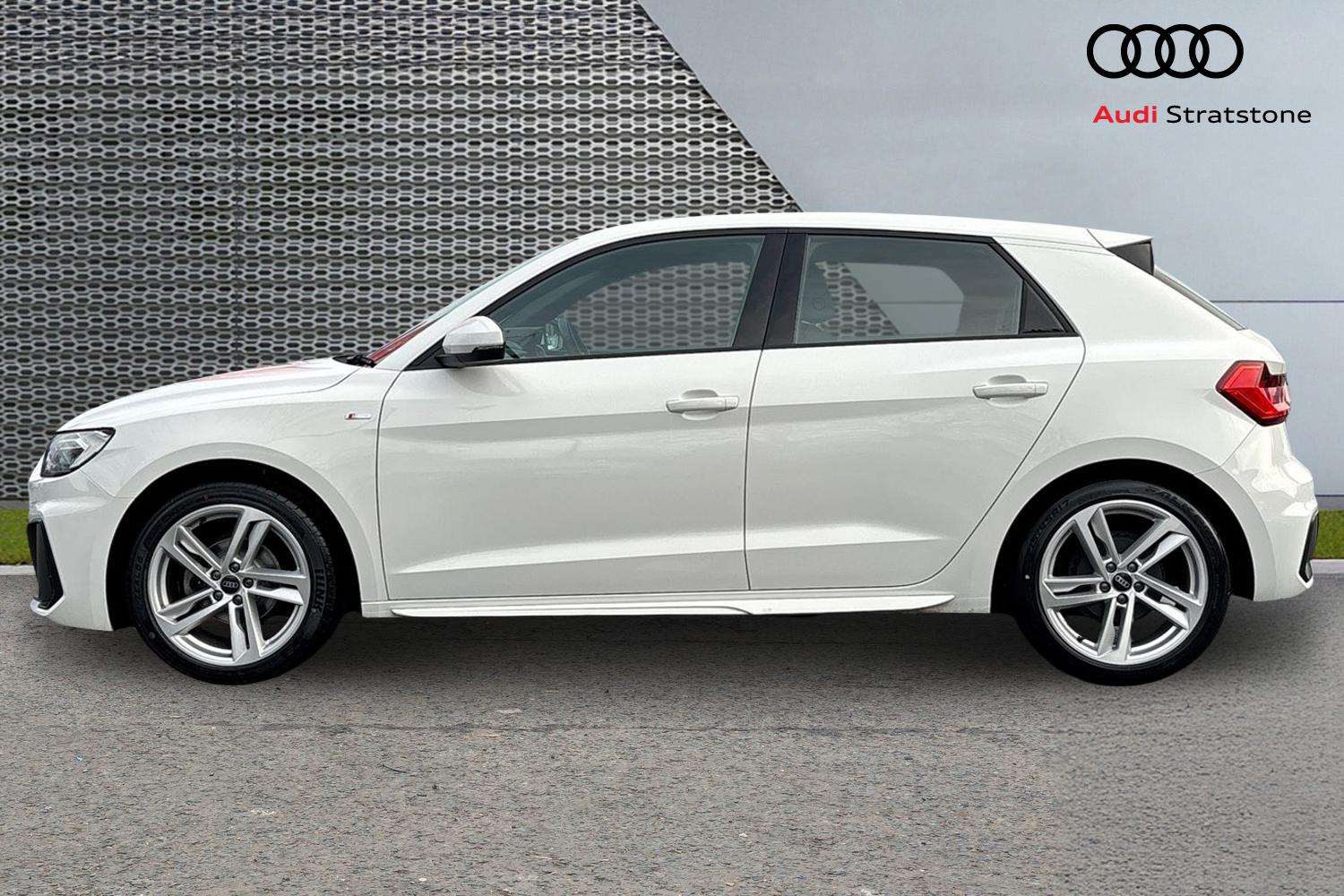 Used Audi A1 2023 for sale - 76761074: Photo 8