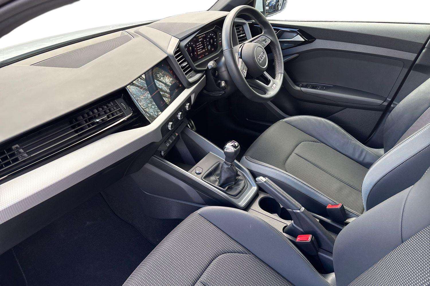 Used Audi A1 2022 for sale - 78063765: Photo 2