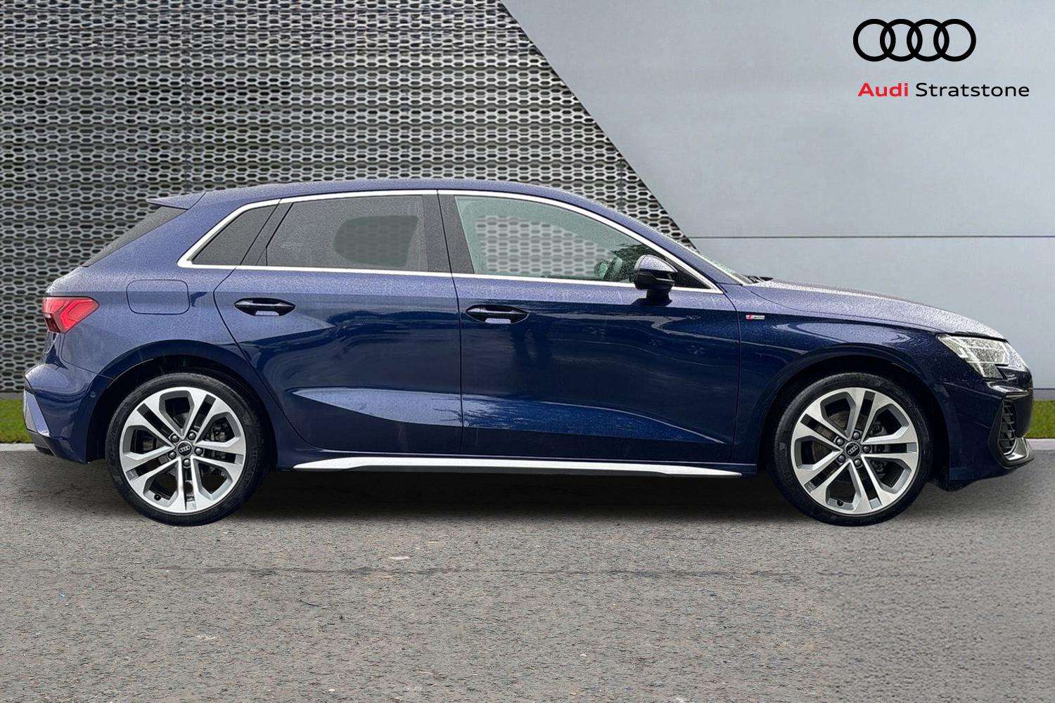 Used Audi A3 2025 for sale - 76856929: Photo 4