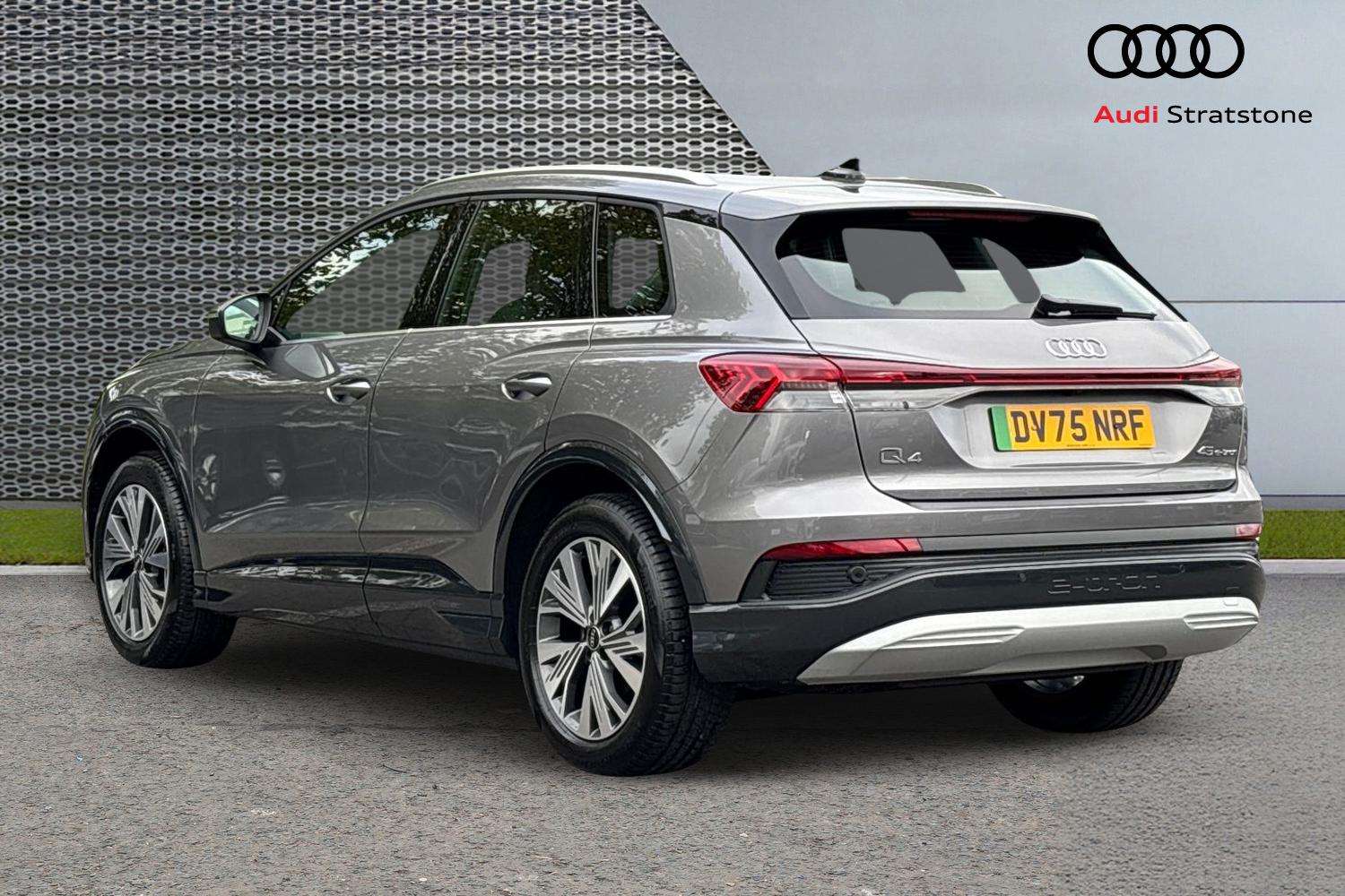 Used Audi Q4 e-tron 2025 for sale - 76774311: Photo 3