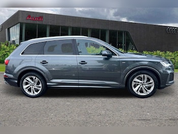 Used Audi Q7 2023 for sale - 75903371: Photo