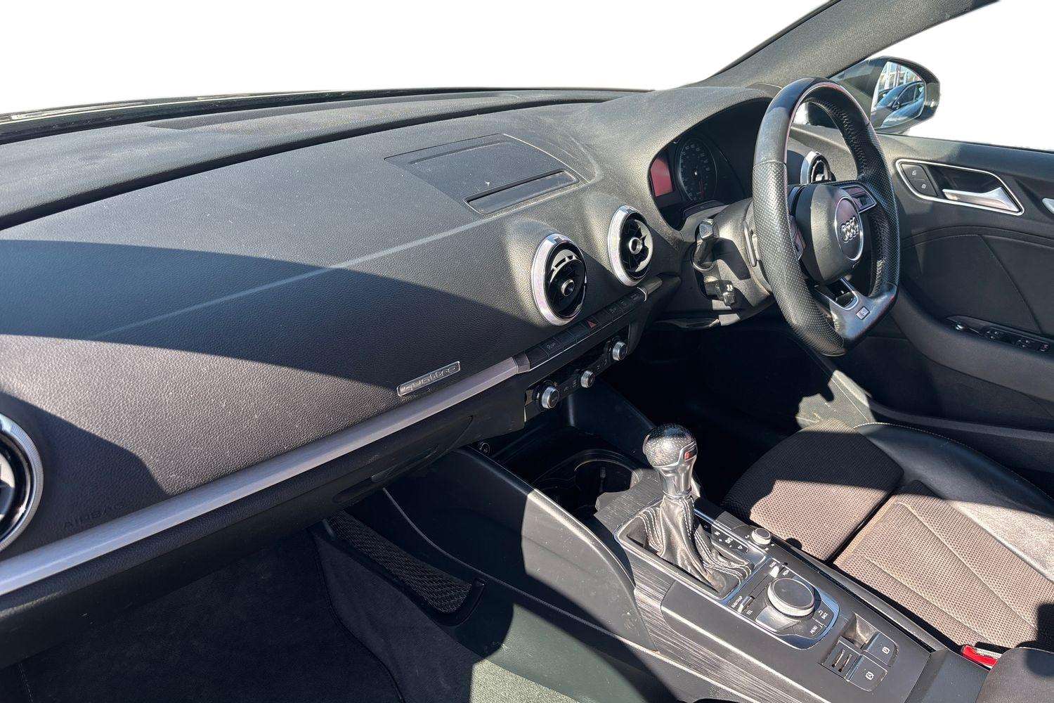 Used Audi A3 2018 for sale - 77601234: Photo 2