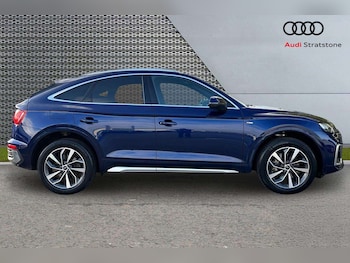 Used Audi Q5 2023 for sale - 76063199: Photo
