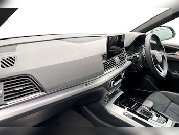 Used Audi Q5 2023 for sale - 77429178: Photo