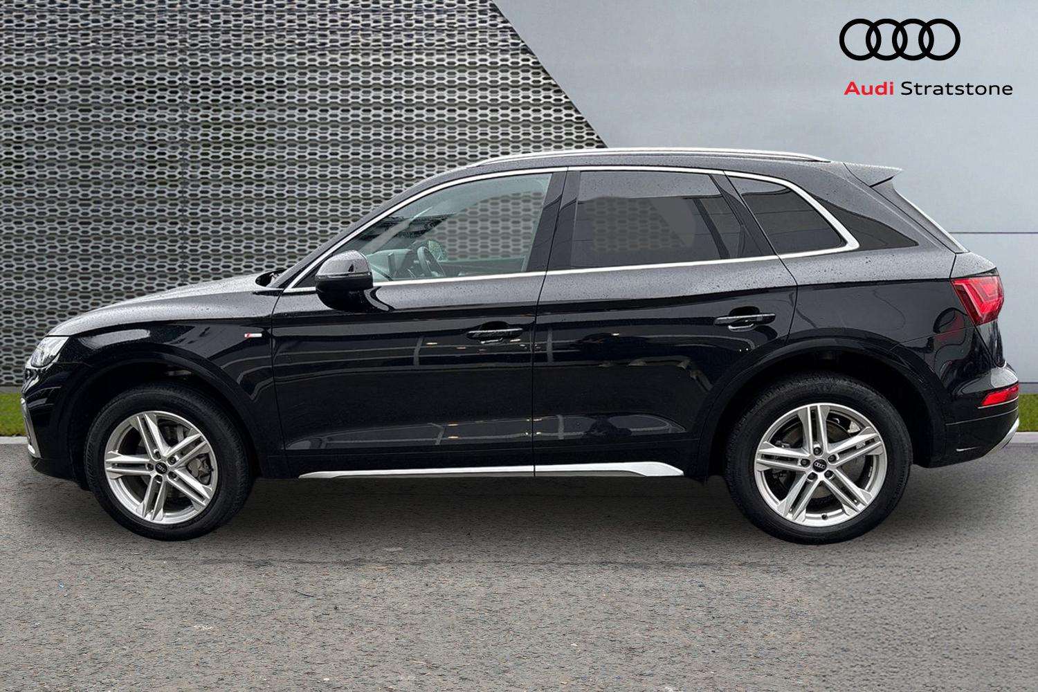 Used Audi Q5 2023 for sale - 77429178: Photo 8