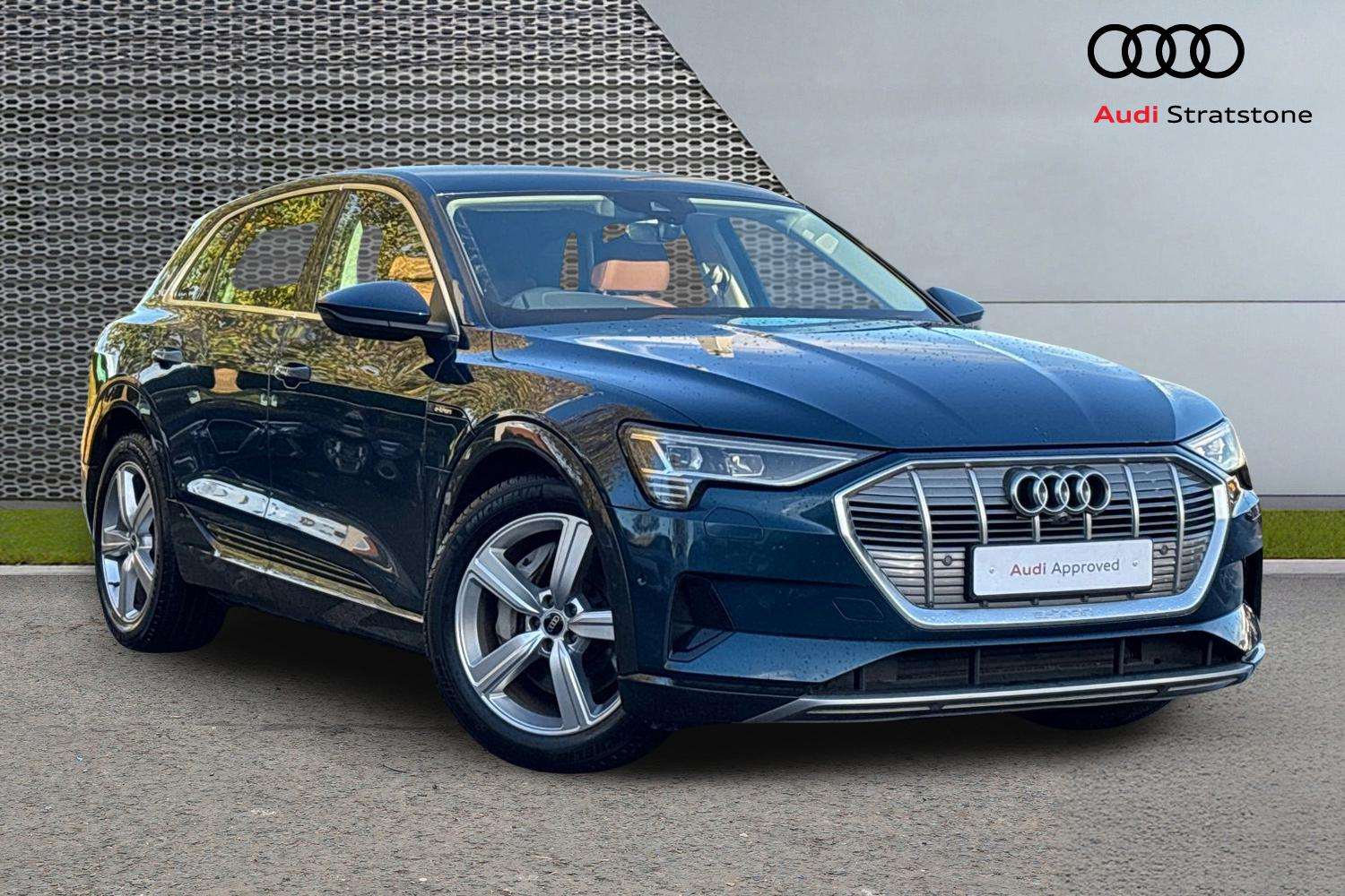 Used Audi e-tron 2021 for sale - 76540800: Photo 1
