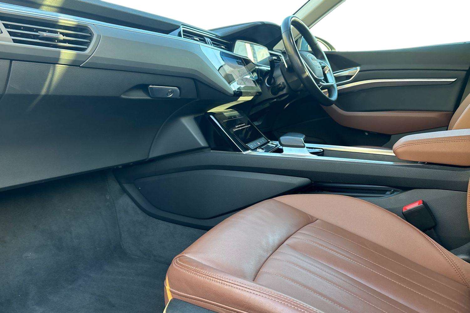 Used Audi e-tron 2021 for sale - 76540800: Photo 22