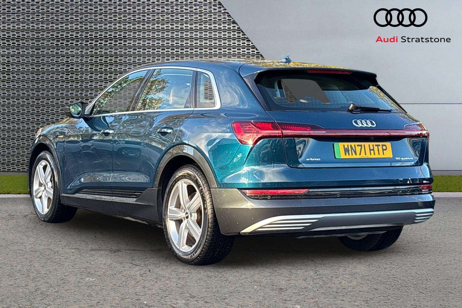Used Audi e-tron 2021 for sale - 76540800: Photo 3
