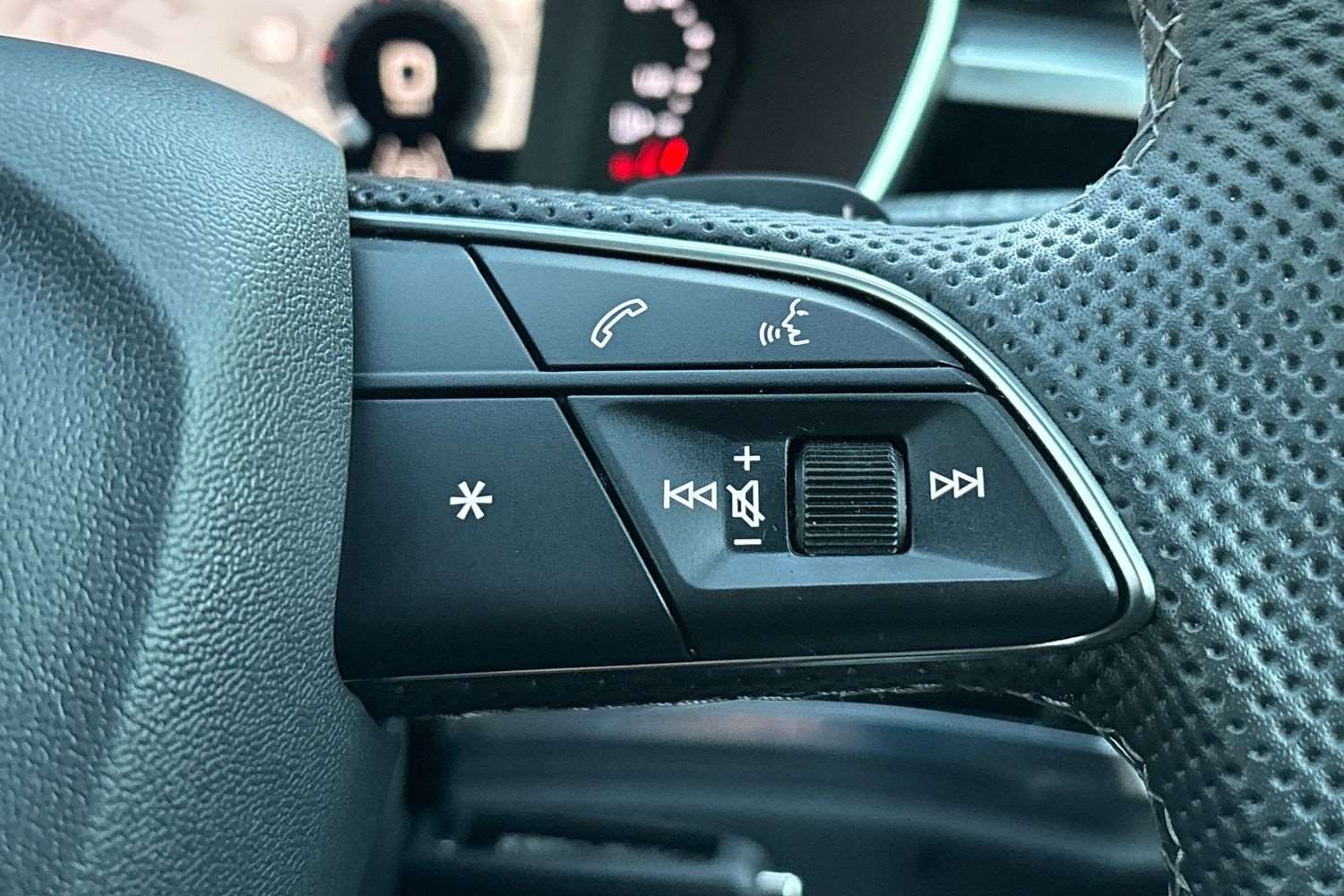 Used Audi Q3 2025 for sale - 76842957: Photo 18