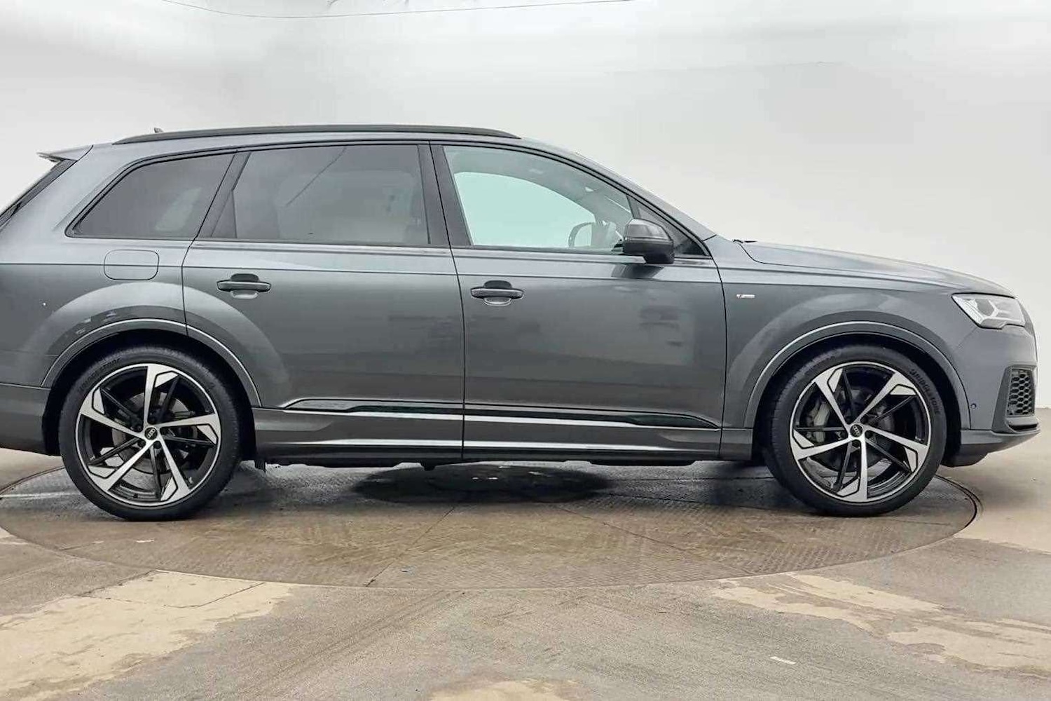Used Audi Q7 2022 for sale - 77011318: Photo 4