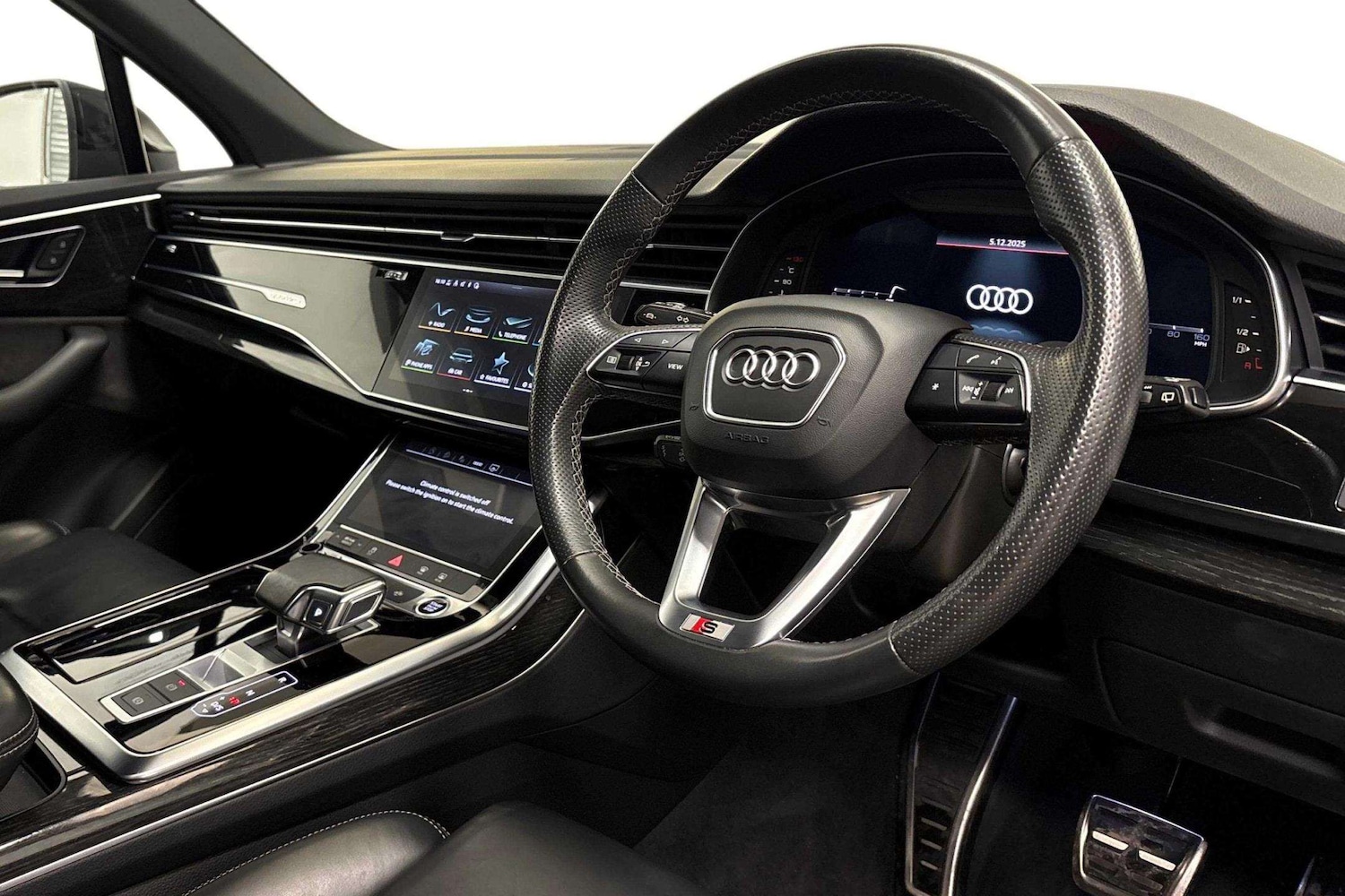 Used Audi Q7 2022 for sale - 77011318: Photo 6