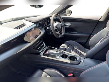 Used Audi RS e-tron GT 2024 for sale - 78949479: Photo