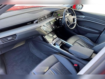 Used Audi e-tron 2020 for sale - 78639146: Photo