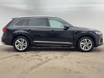 Used Audi Q7 2022 for sale - 77257330: Photo