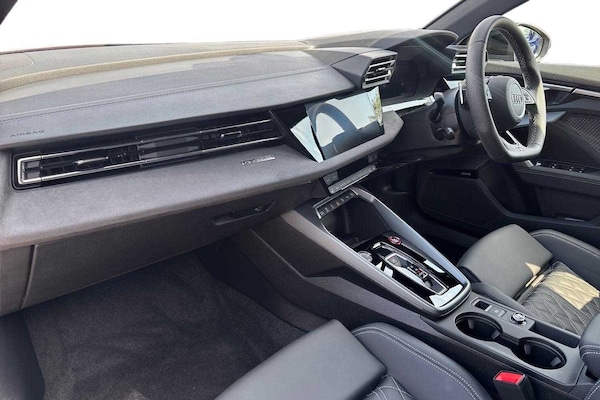Used Audi A3 2025 for sale - 75784984: Photo 2