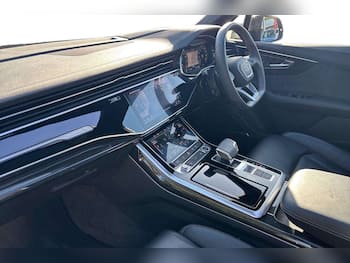 Used Audi Q7 2025 for sale - 79716026: Photo