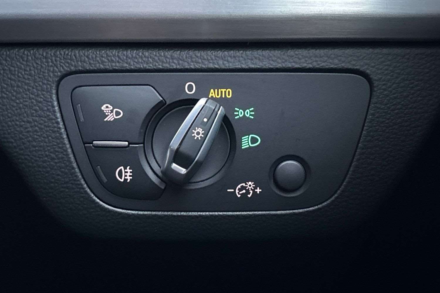 Used Audi Q5 2022 for sale - 76156335: Photo 35