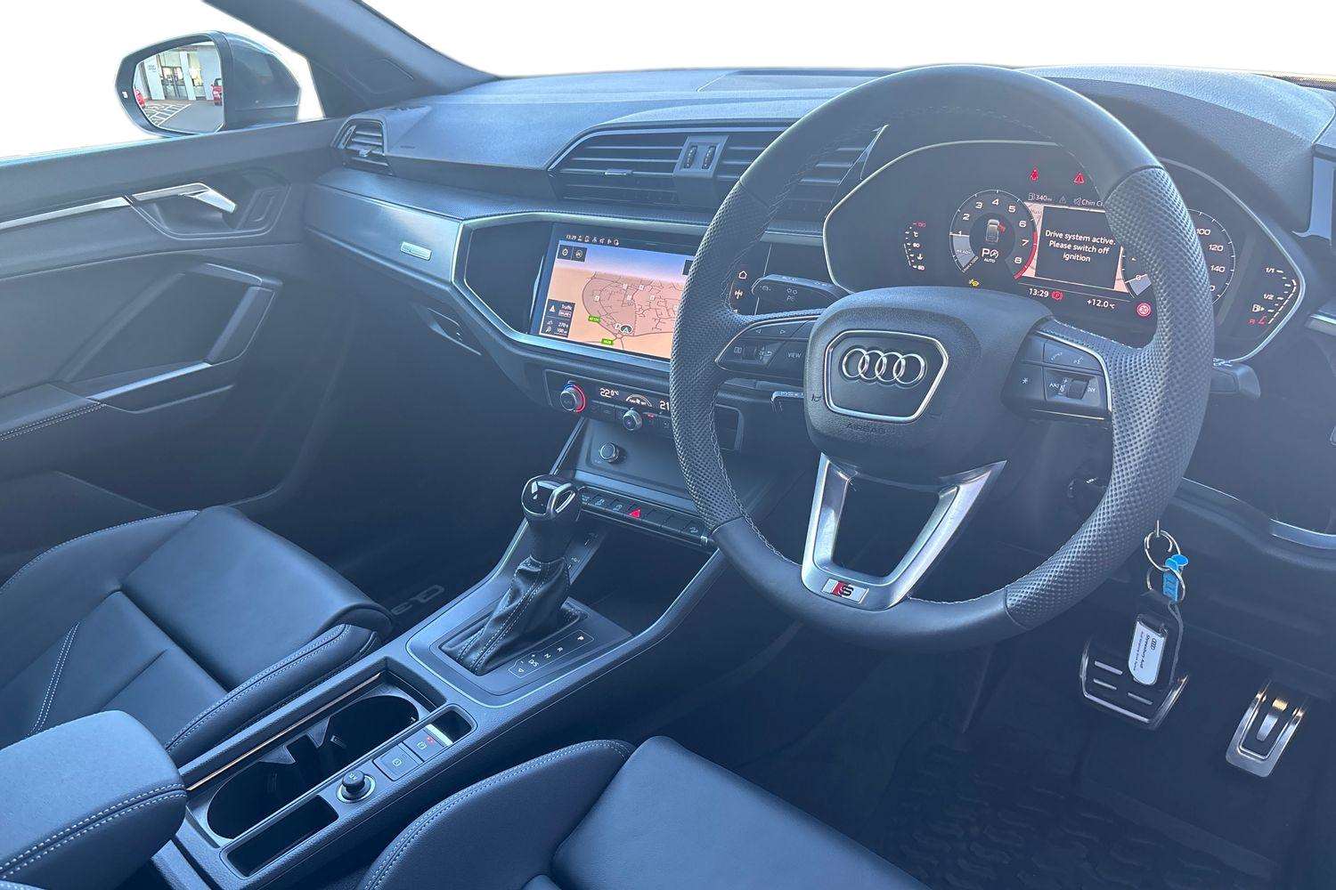 Used Audi Q3 2025 for sale - 77135021: Photo 2