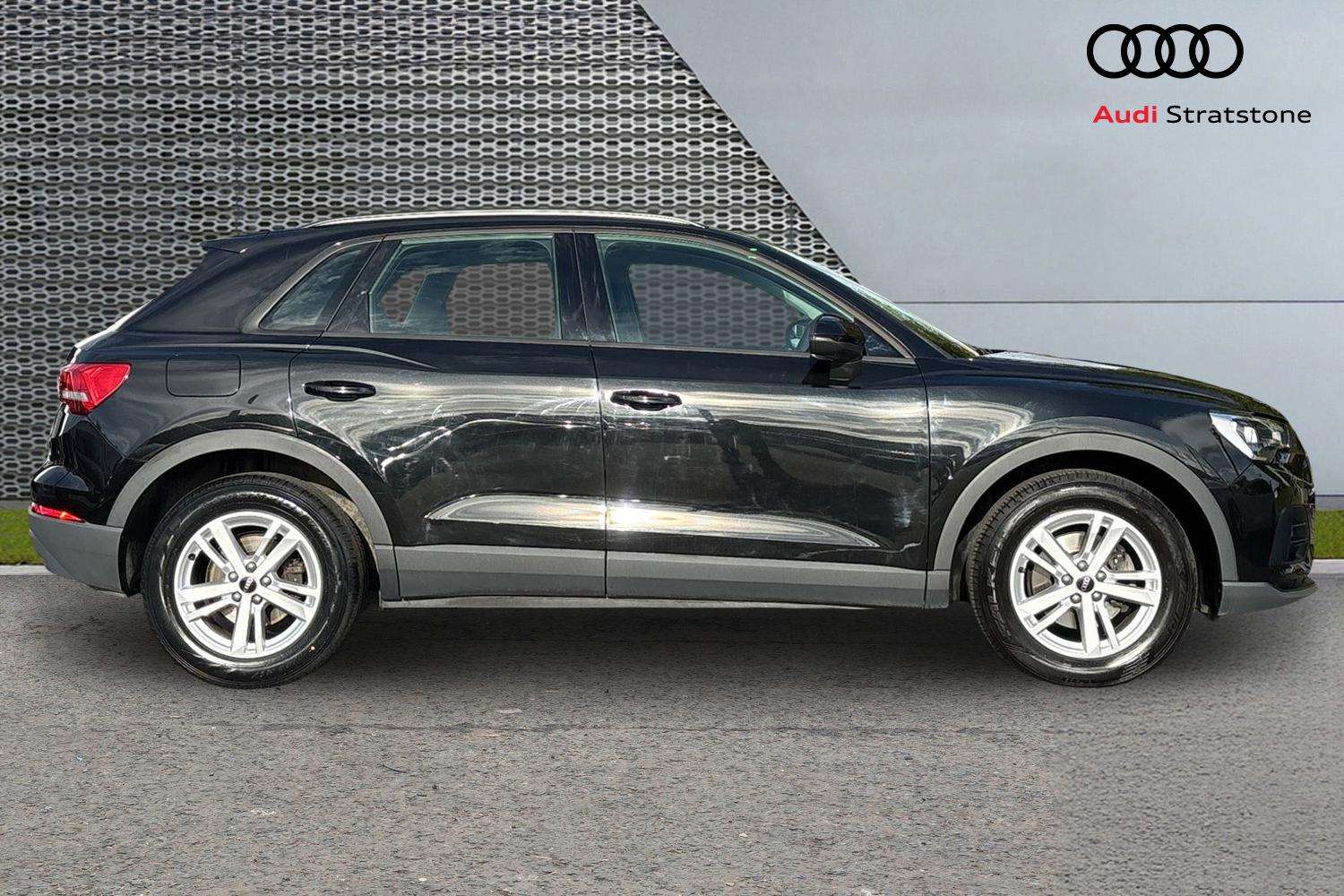 Used Audi Q3 2022 for sale - 76087993: Photo 4
