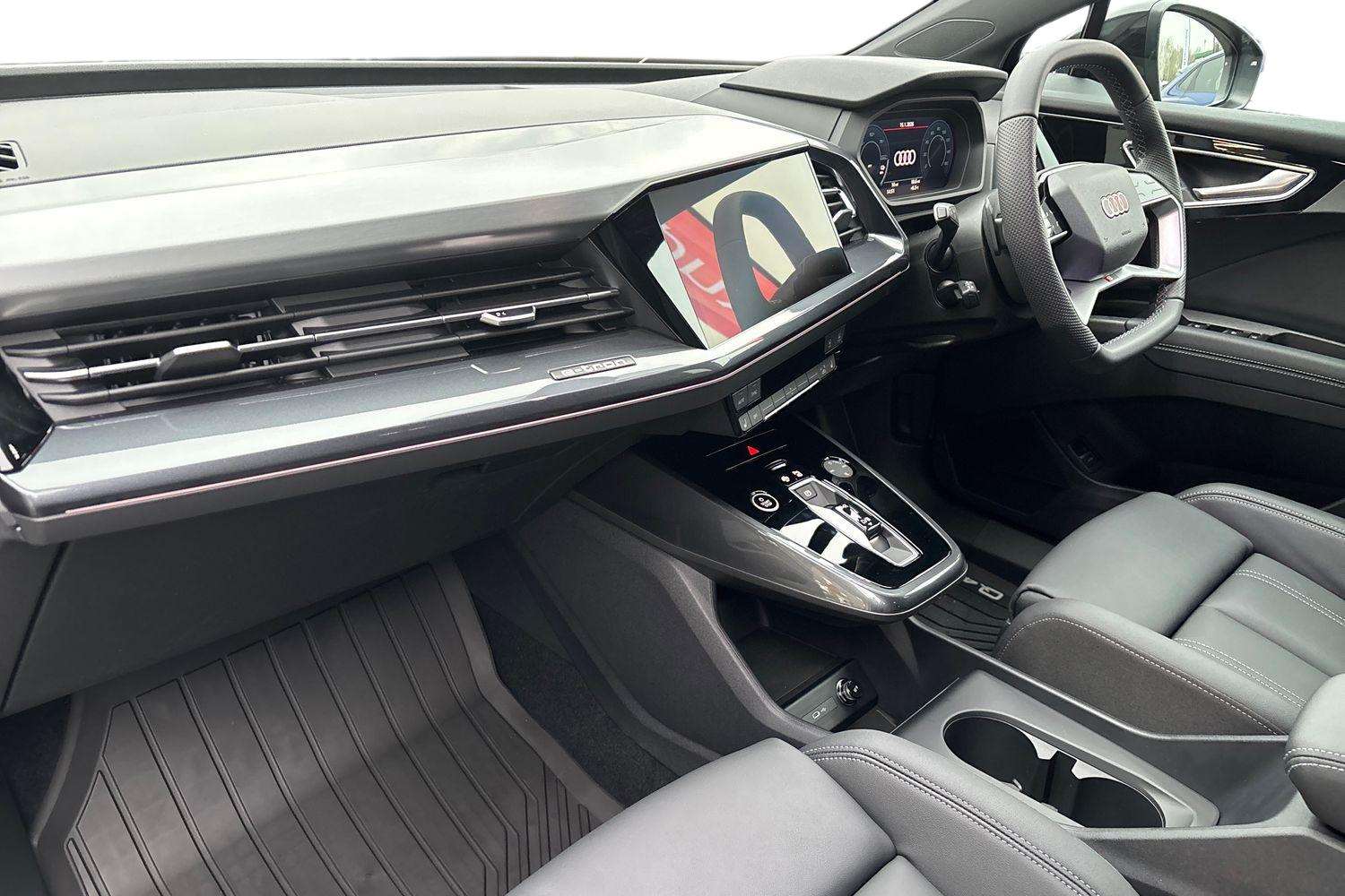 Used Audi Q4 e-tron 2025 for sale - 78010191: Photo 2