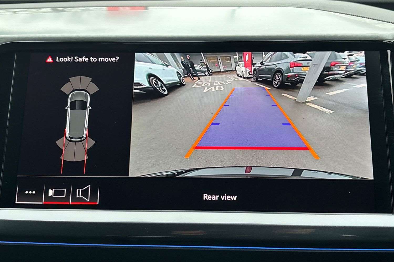 Used Audi Q4 e-tron 2025 for sale - 78010191: Photo 26