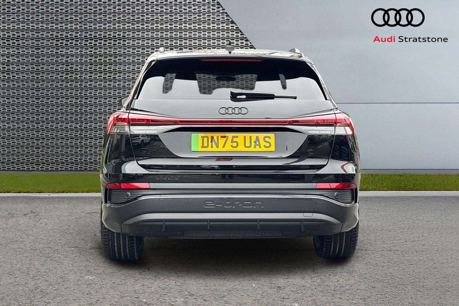 Used Audi Q4 e-tron 2025 for sale - 78010191: Photo 7