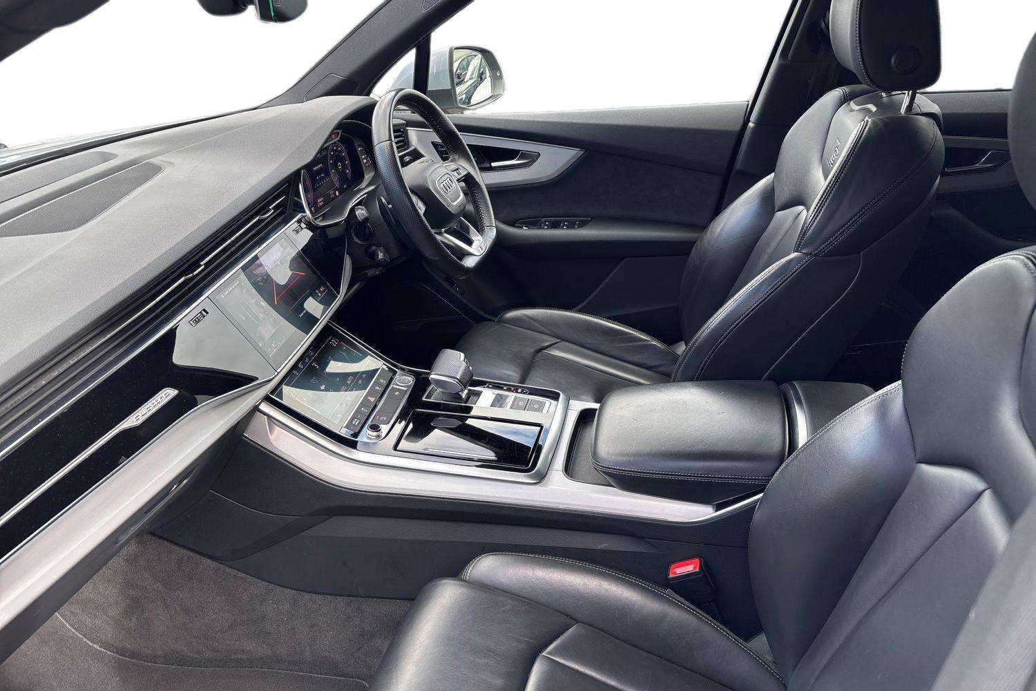 Used Audi Q7 2020 for sale - 78161222: Photo 2