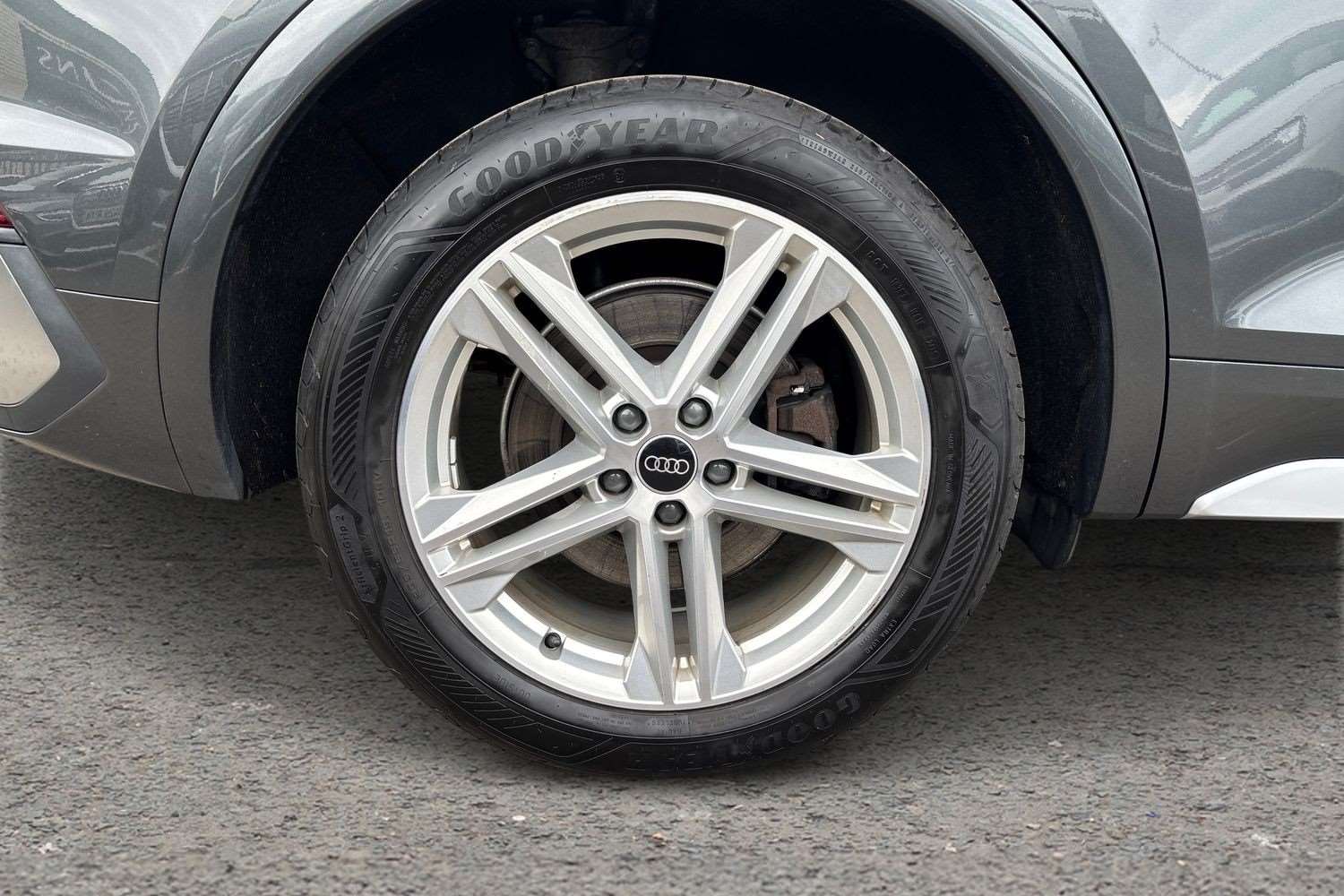 Used Audi Q5 2023 for sale - 77649110: Photo 9