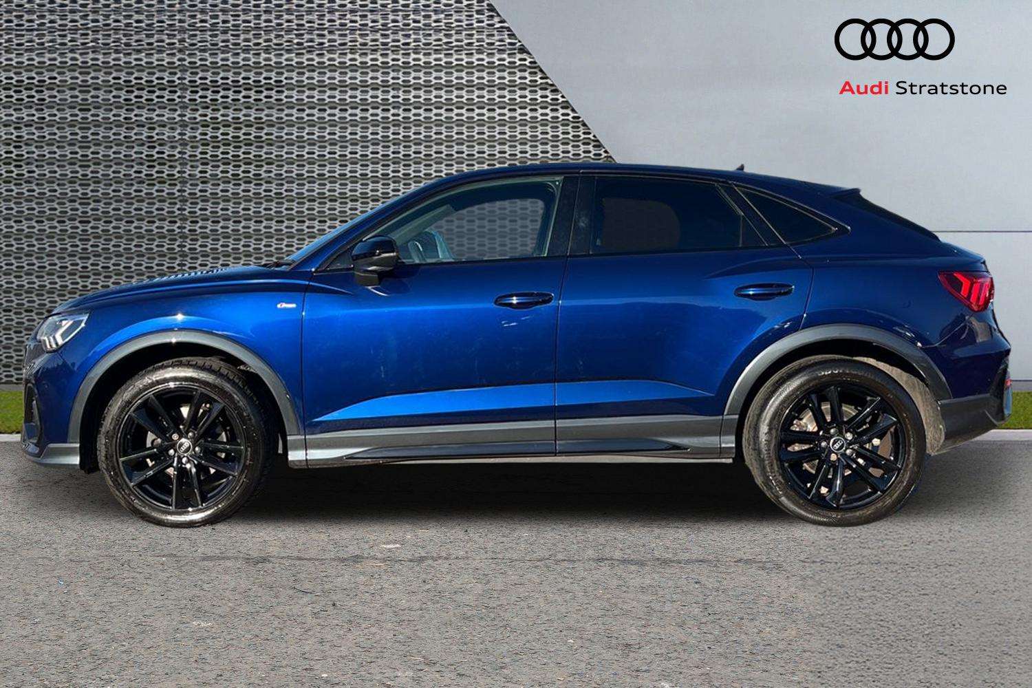 Used Audi Q3 2022 for sale - 77044159: Photo 8